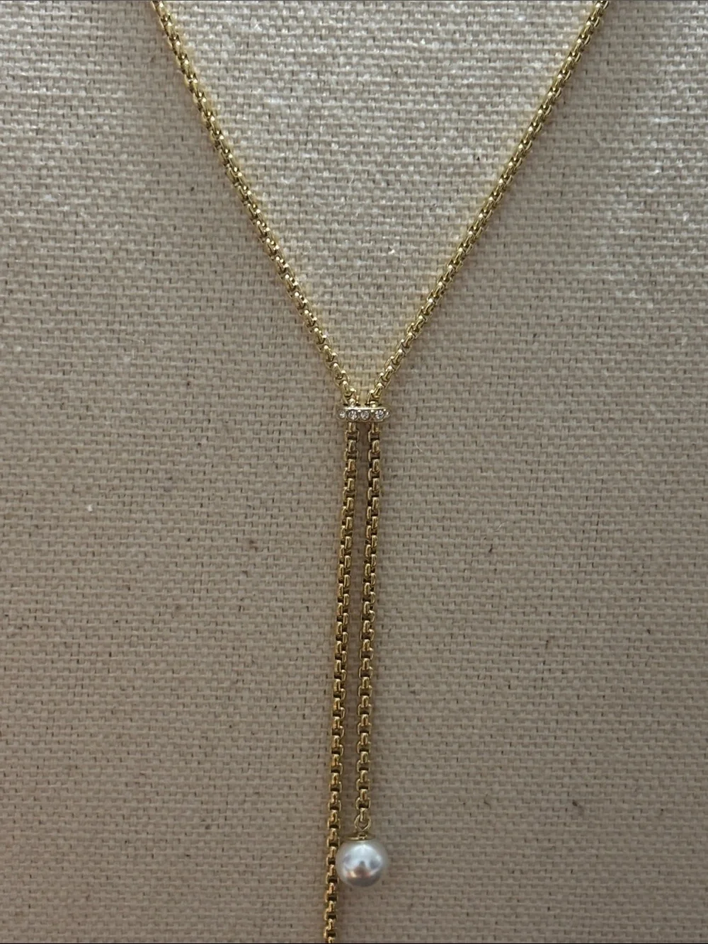 Michael Kors Gold-Tone Pearl Drop Y Necklace - Elegant Women’s Jewelry adj. - Picture 5 of 6